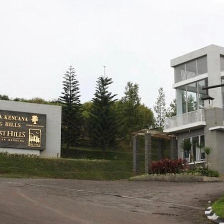 Imah Dago Villa - Budget Staycation Villa In Bandung Exterior photo